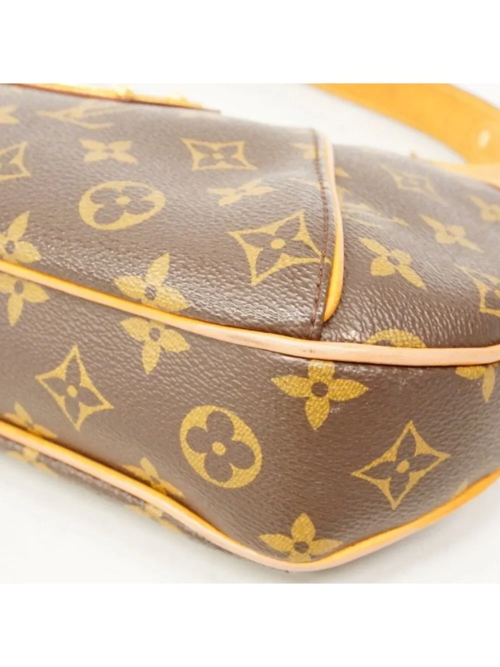 Louis Vuitton Shoulder Bag Monogram Thames PM Brown